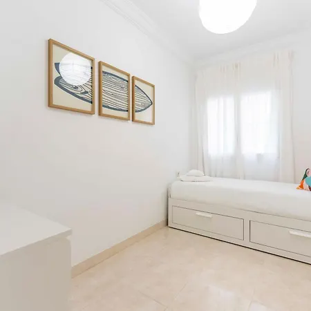 Appartamento Acogedor Apartamento De Dos Dormitorios A 50 Metros Del Mar Y A 5 Minutos Al Aeropuerto Tenerife Sur *