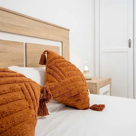 Acogedor Apartamento De Dos Dormitorios A 50 Metros Del Mar Y A 5 Minutos Al Aeropuerto Tenerife Sur * Los Abrigos